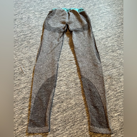 Gymshark Leggings Size Small - Picture 2 of 4